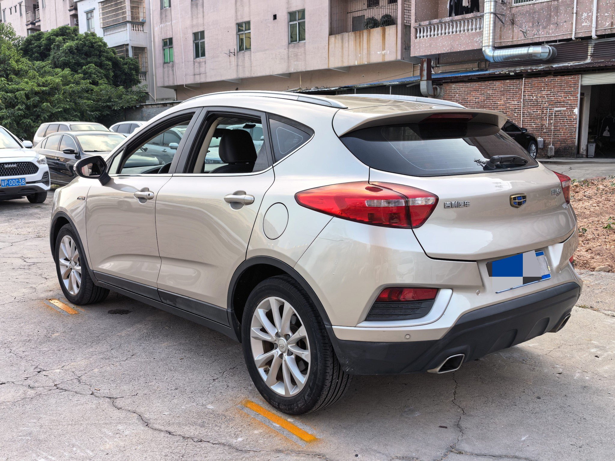 GEELY Emgrand GS 2017 #6 GEELY Emgrand GS 2017 изображение автомобиля #6