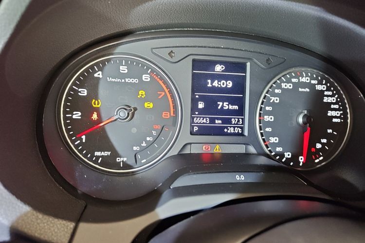 Audi A3 2017 car image #10