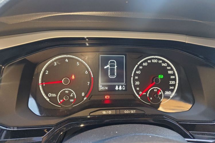 Volkswagen Polo 2022 car image #13