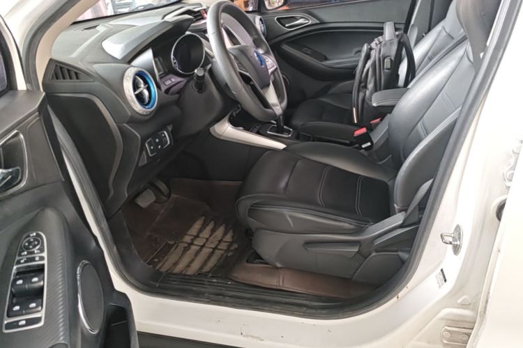 BYD Yuan New Energy 2019 #15 BYD Yuan New Energy 2019 car image #15