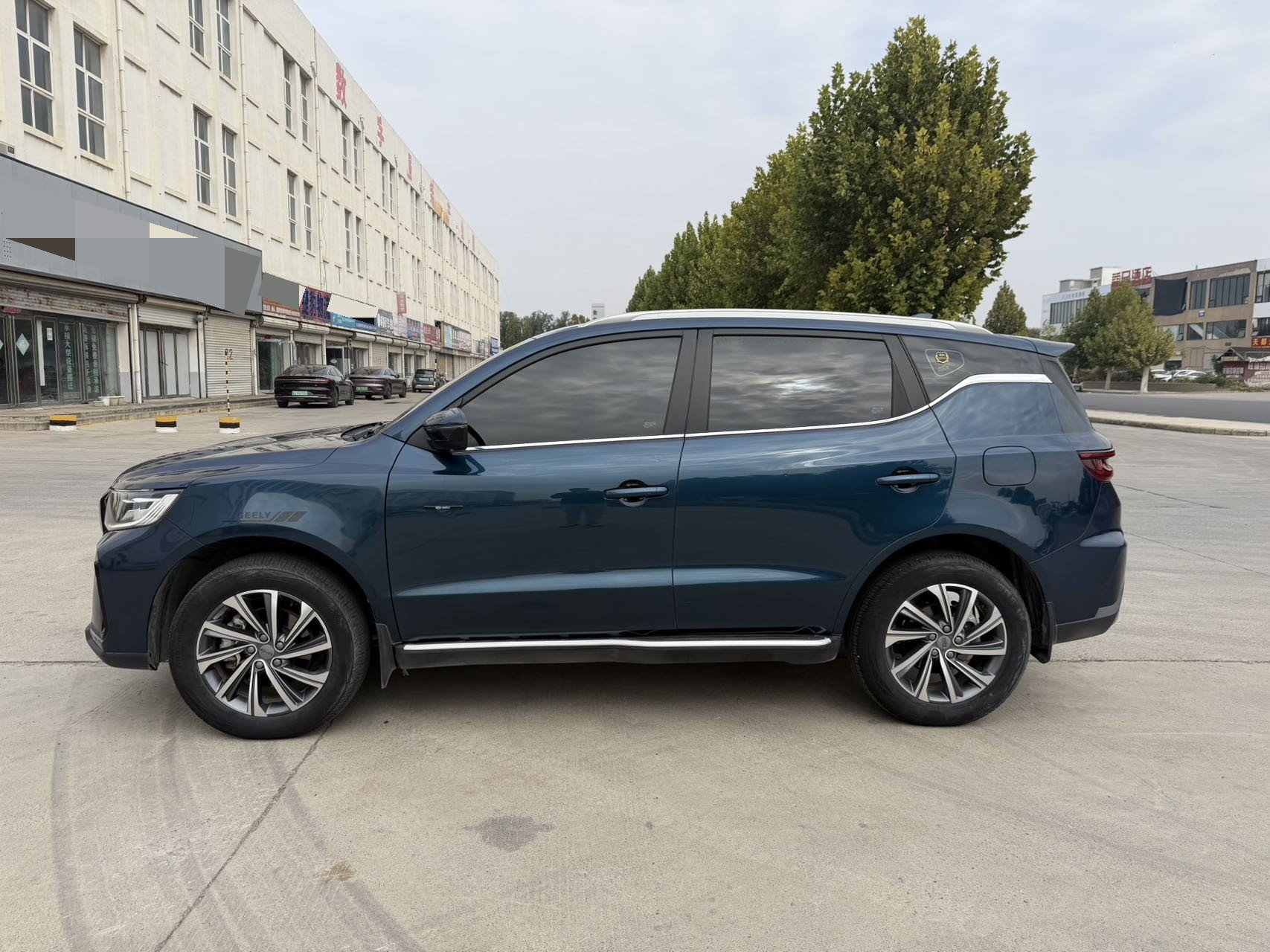 GEELY Vision X6 2021 image de voiture #6