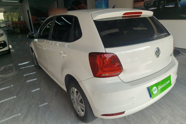 Volkswagen Polo 2019 car image #5