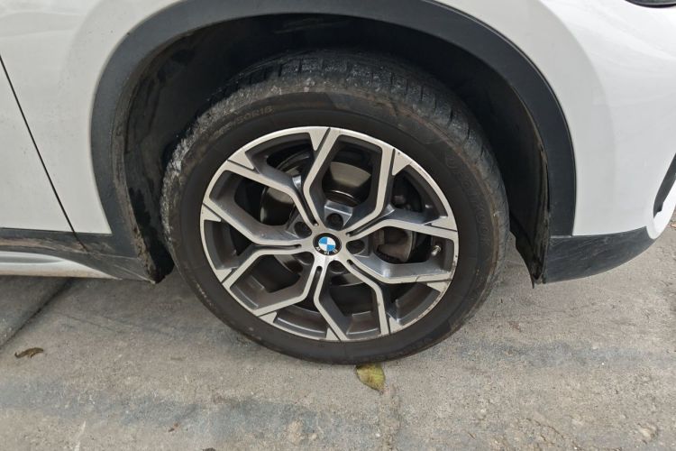 BMW X1 2022 изображение автомобиля #6