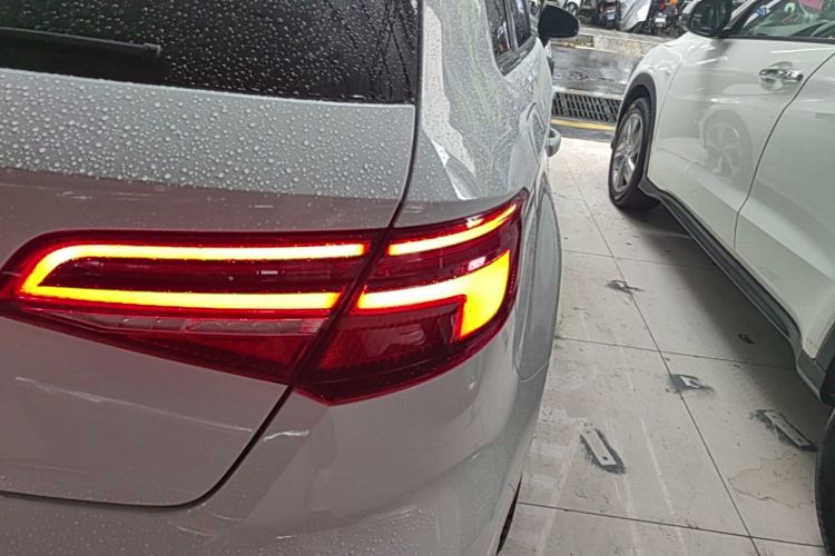 Audi A3 2017 car image #8