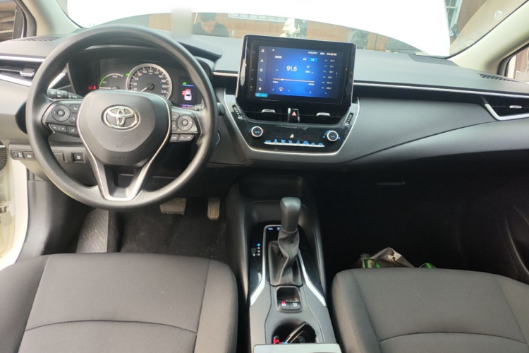 Toyota Corolla 2022 #10 Toyota Corolla 2022 صورة سيارة #10