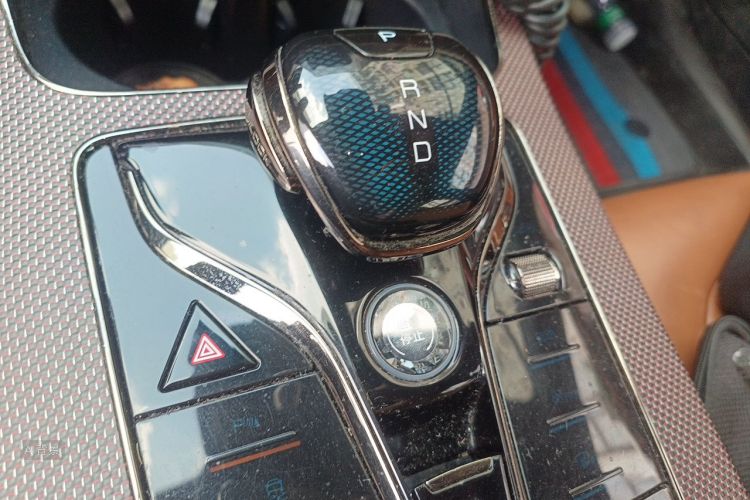 BYD Han 2022 #16 BYD Han 2022 صورة سيارة #16