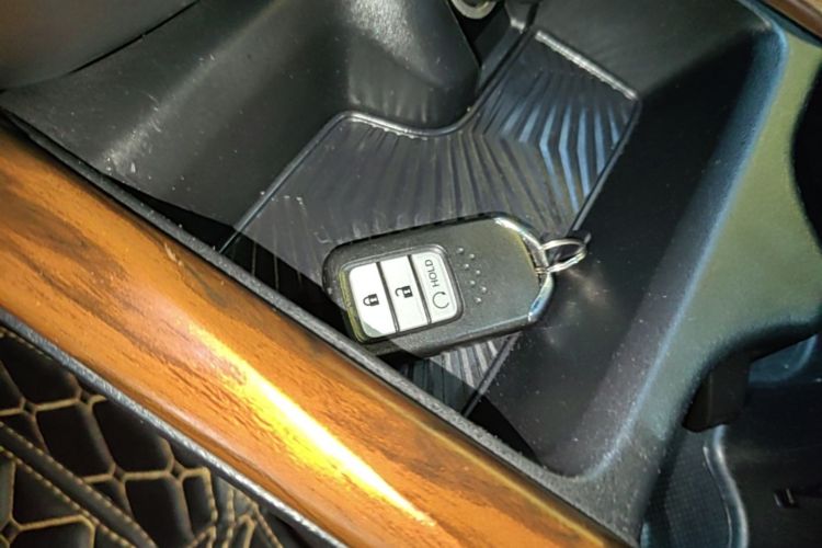 Honda CR-V 2019 car image #9