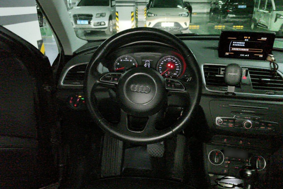 Audi Q3 2017 #24 Audi Q3 2017 car image #24