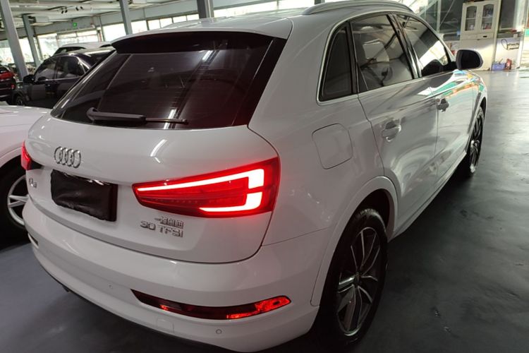 Audi Q3 2018 #7 Audi Q3 2018 car image #7