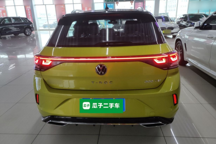 Volkswagen T-Roc 2023 car image #4