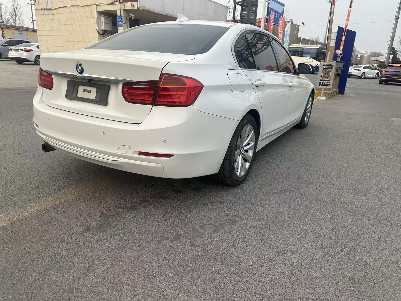 BMW 3 Series 2013 imagen de coche #4