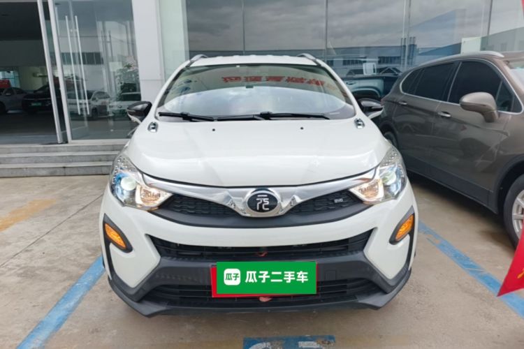 BYD Yuan 2017 car image #3