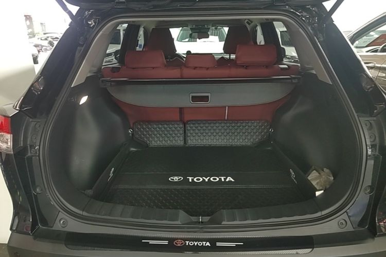 Toyota Corolla Cross 2024 immagine di auto #19