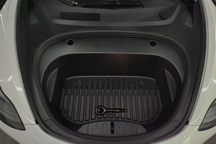 Tesla Model 3 2021 #20 Tesla Model 3 2021 car image #20