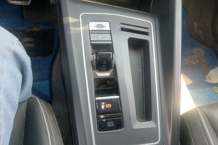 Volkswagen Golf 2020 imagen de coche #14