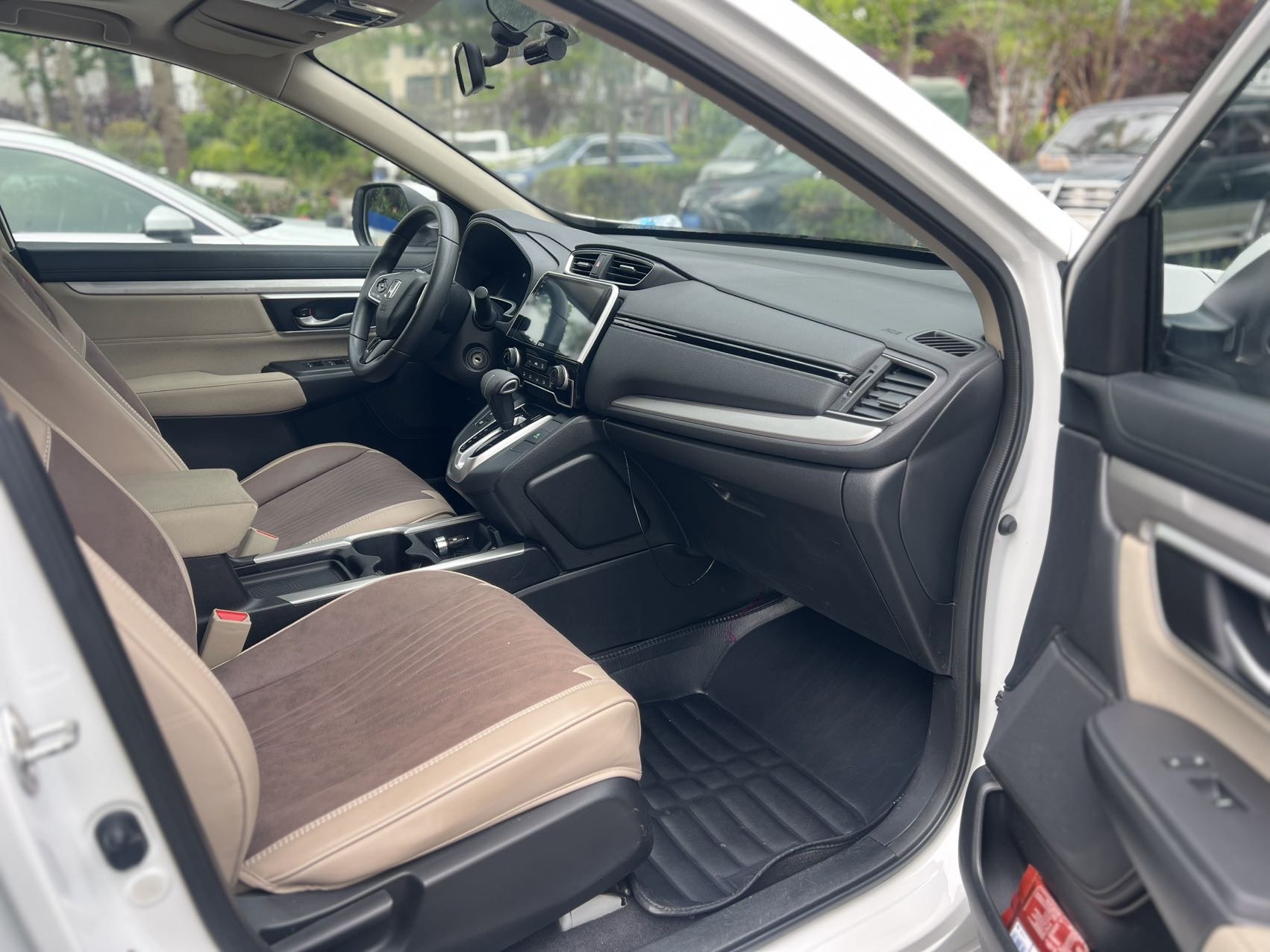 2019 #5 2019 car image #5