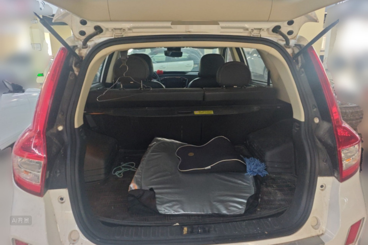 GEELY Vision X6 2017 immagine di auto #21