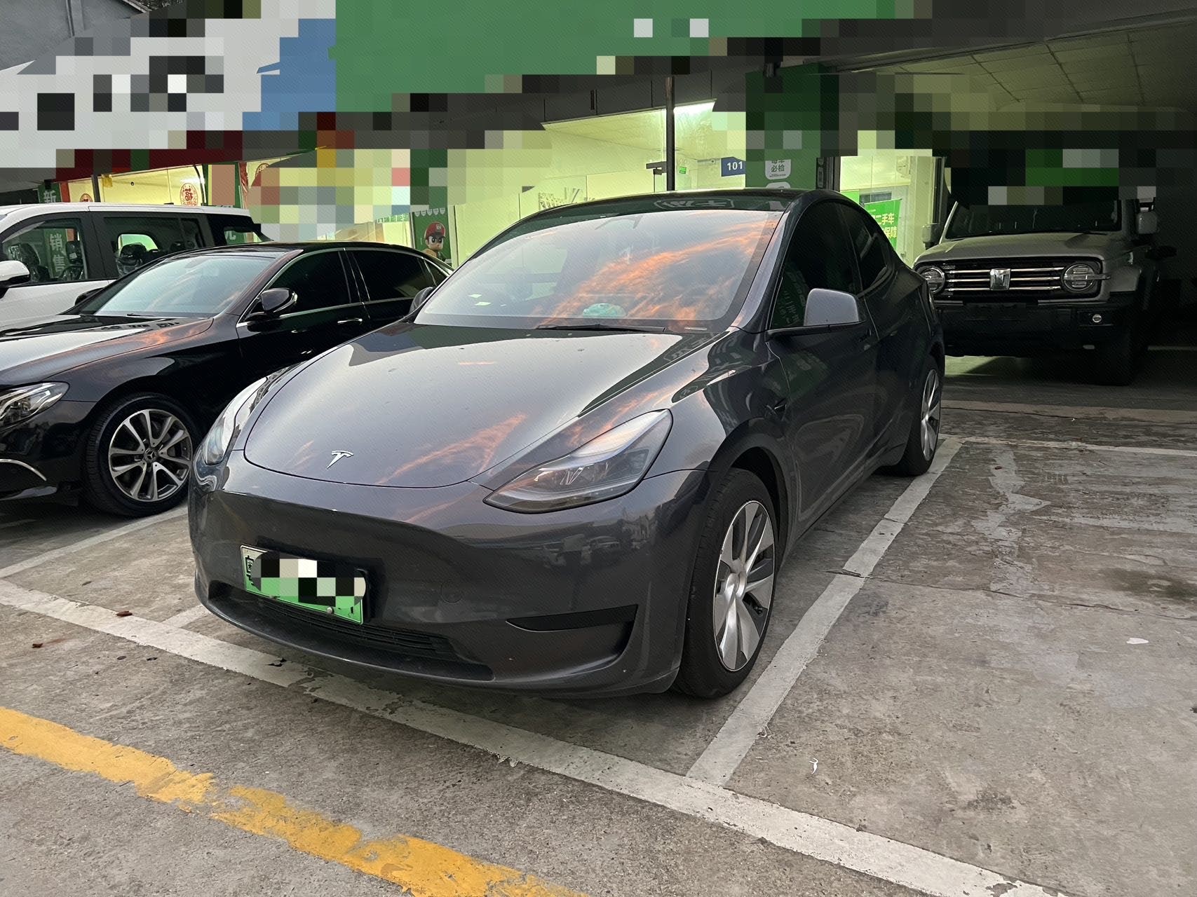 Tesla Model Y 2023 Tesla Model Y 2023 car image