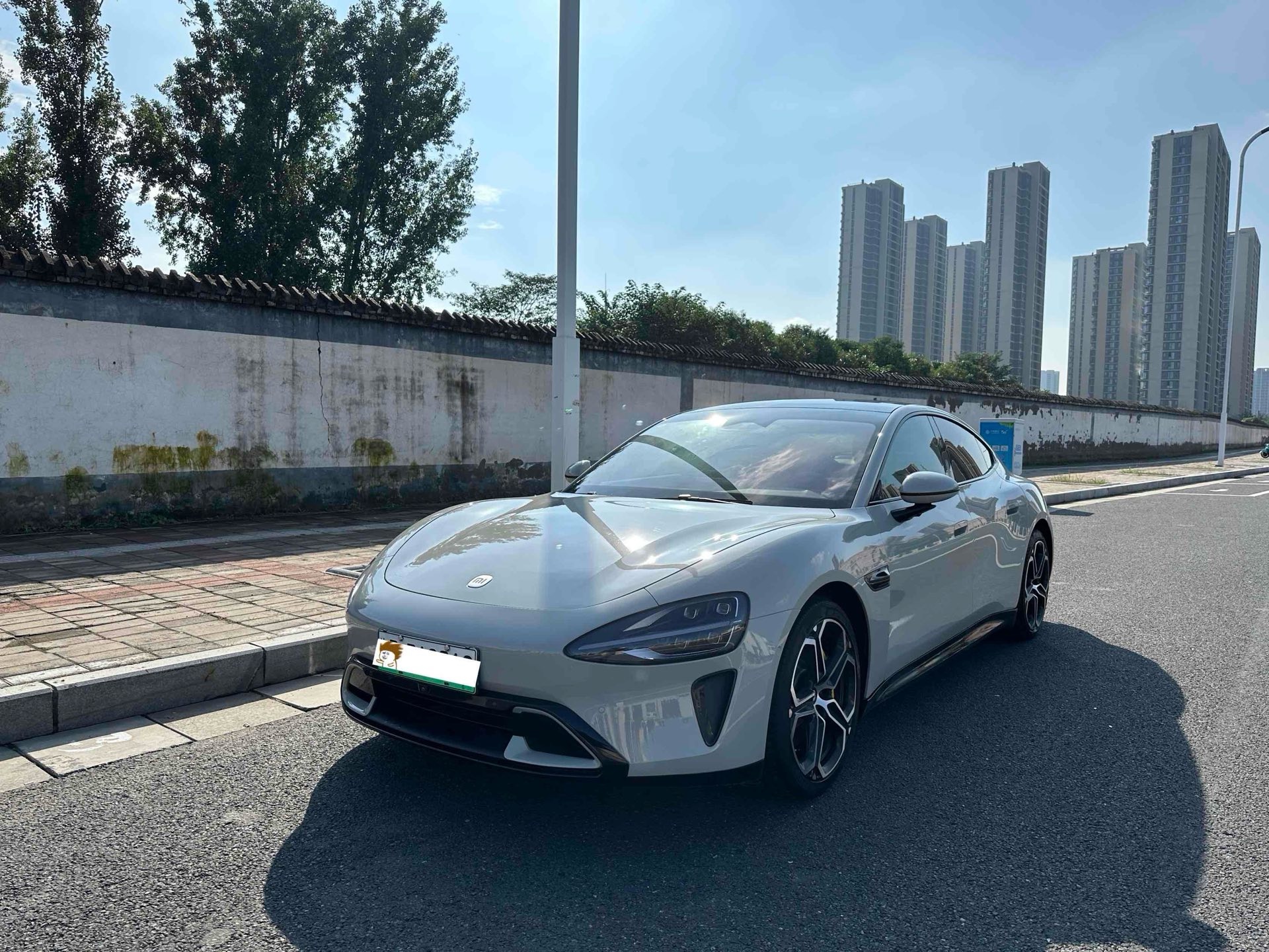 MI SU7 2024 car image 