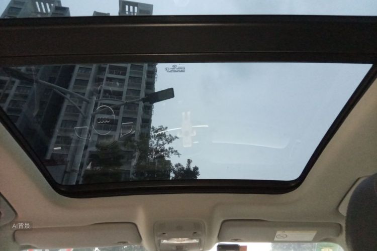 Audi Q3 2018 car image #20