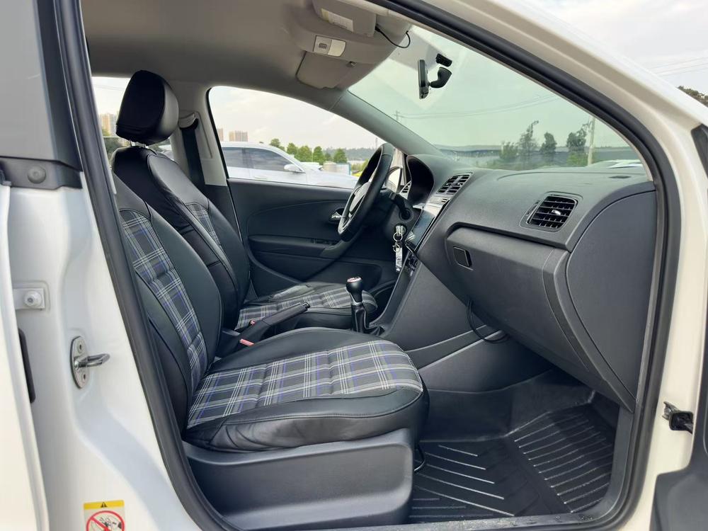 Volkswagen Polo 2016 #18 Volkswagen Polo 2016 car image #18
