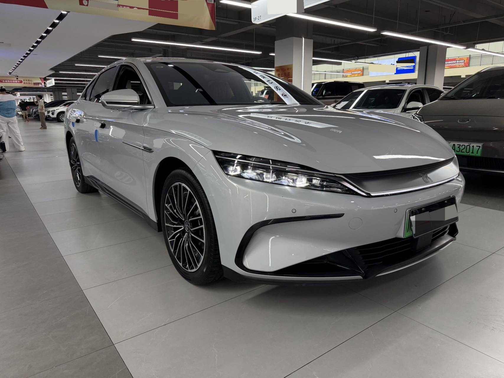 BYD Han 2024 car image #3