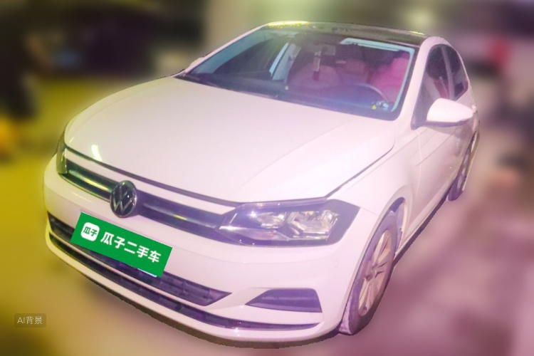 Volkswagen Polo 2021 car image #2