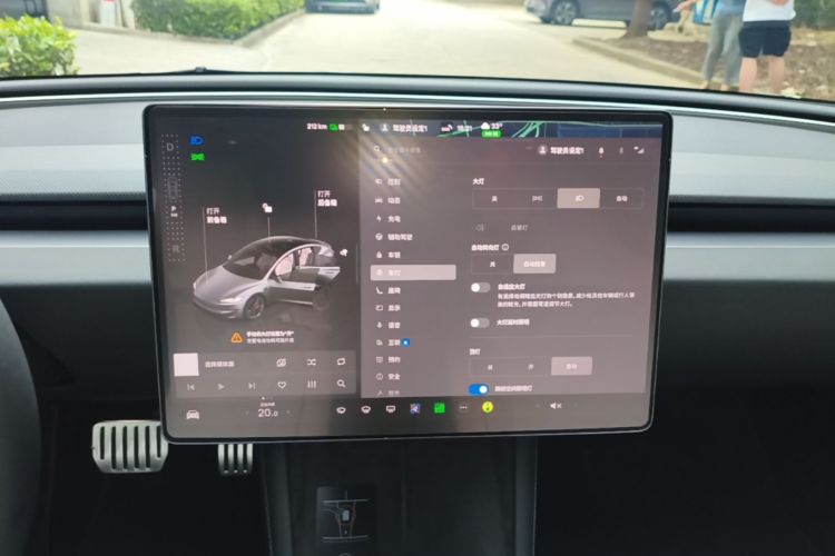 Tesla Model 3 2024 #17 Tesla Model 3 2024 car image #17