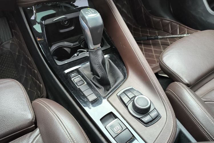 BMW X1 2017 #14 BMW X1 2017 car image #14