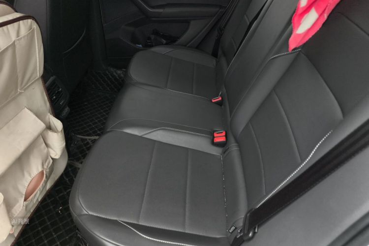 Volkswagen T-Cross 2019 #19 Volkswagen T-Cross 2019 car image #19