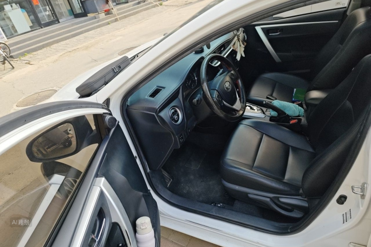 Toyota Corolla 2019 #18 Toyota Corolla 2019 car image #18