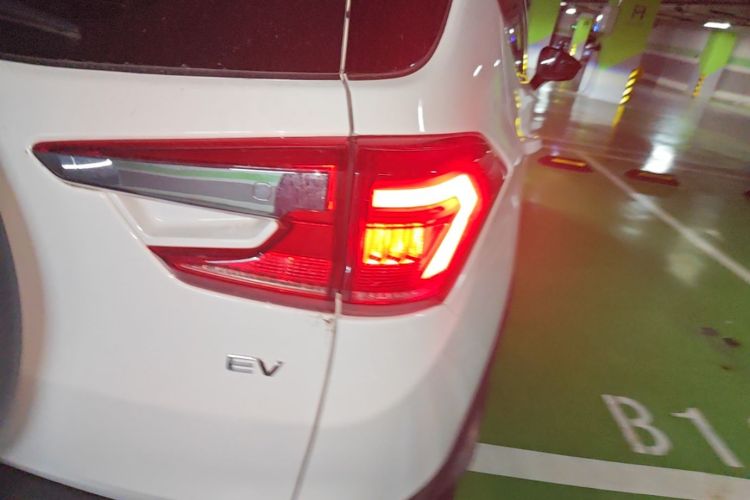 BYD Yuan New Energy 2010 immagine di auto #8
