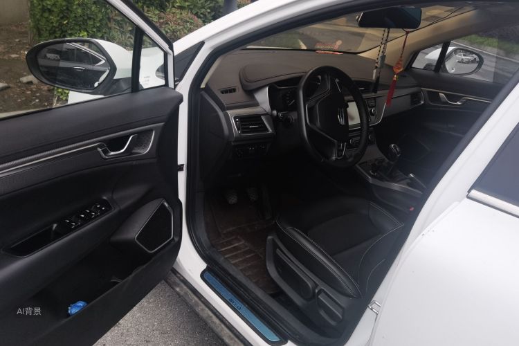 GEELY Emgrand GS 2017 car image #18