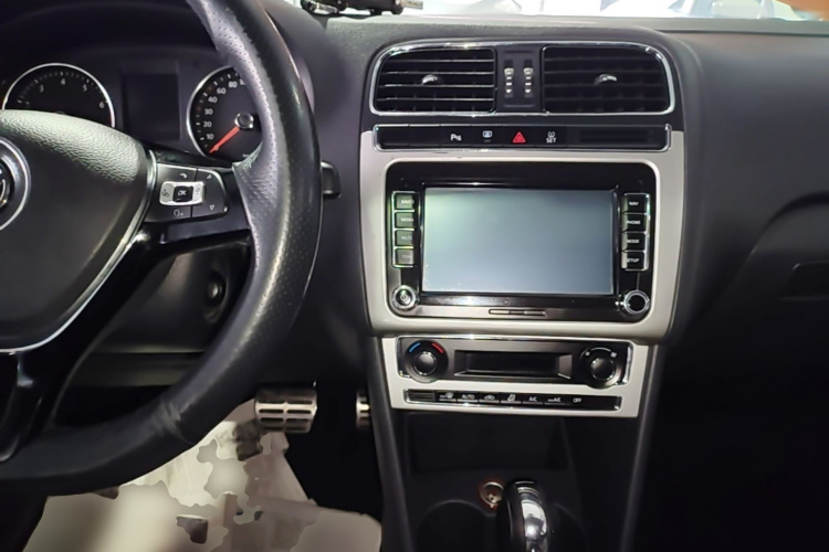 Volkswagen Polo 2015 #10 Volkswagen Polo 2015 immagine di auto #10