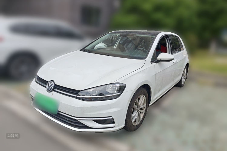 Volkswagen Golf 2019 car image #2