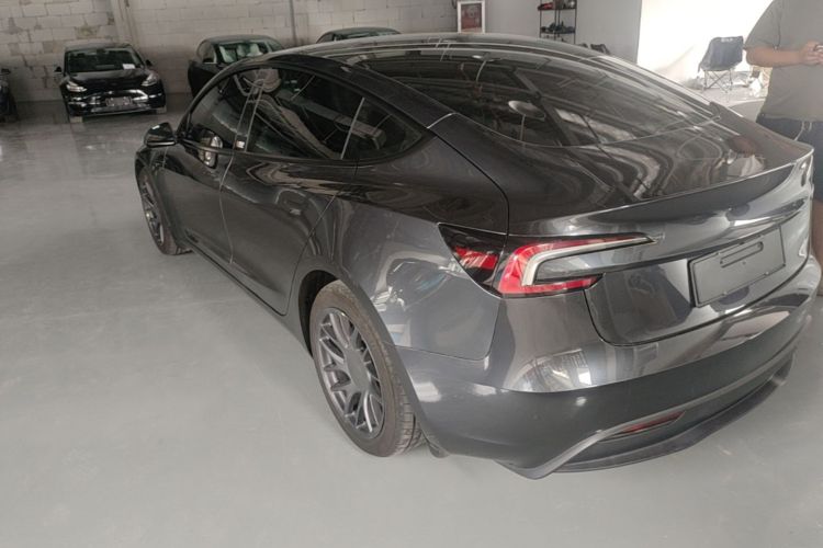 Tesla Model 3 2025 #5 Tesla Model 3 2025 car image #5