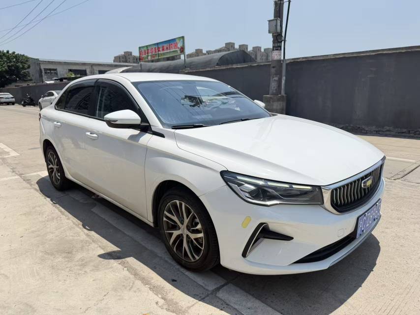 GEELY Emgrand 2023 immagine di auto #3