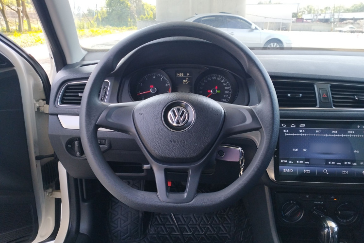 Volkswagen Lavida 2017 imagen de coche #11
