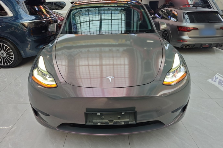 Tesla Model Y 2022 #3 Tesla Model Y 2022 immagine di auto #3