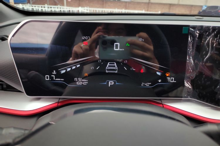 GEELY Coolray 2023 صورة سيارة #8
