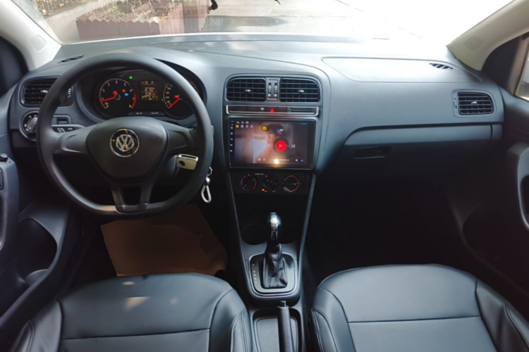 Volkswagen Polo 2016 #11 Volkswagen Polo 2016 car image #11