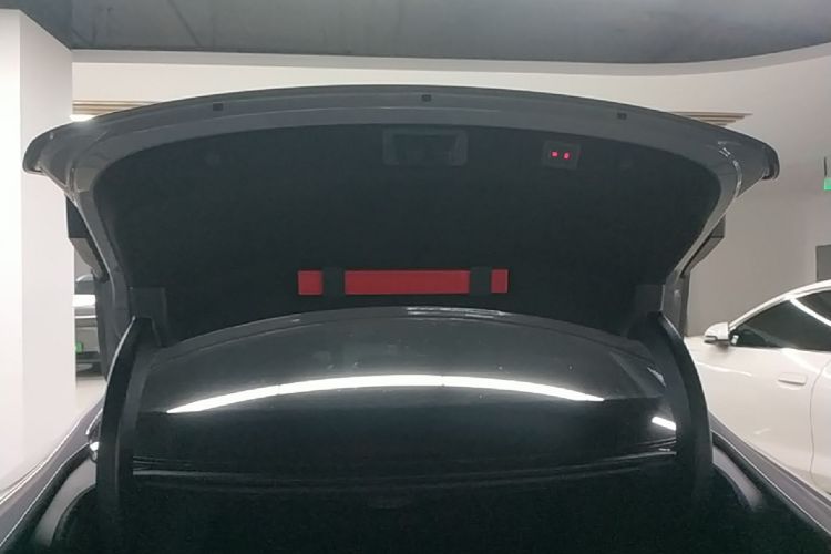 BYD Han 2025 immagine di auto #19