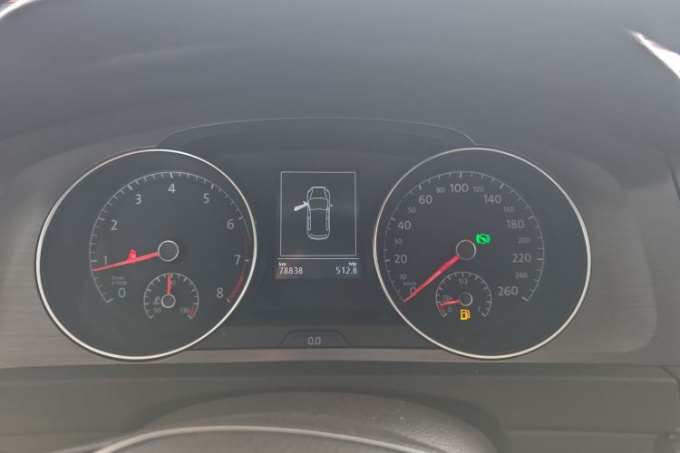 Volkswagen Golf 2015 car image #9