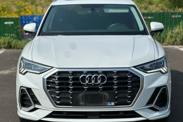 Audi Q3 2021 #3 Audi Q3 2021 car image #3