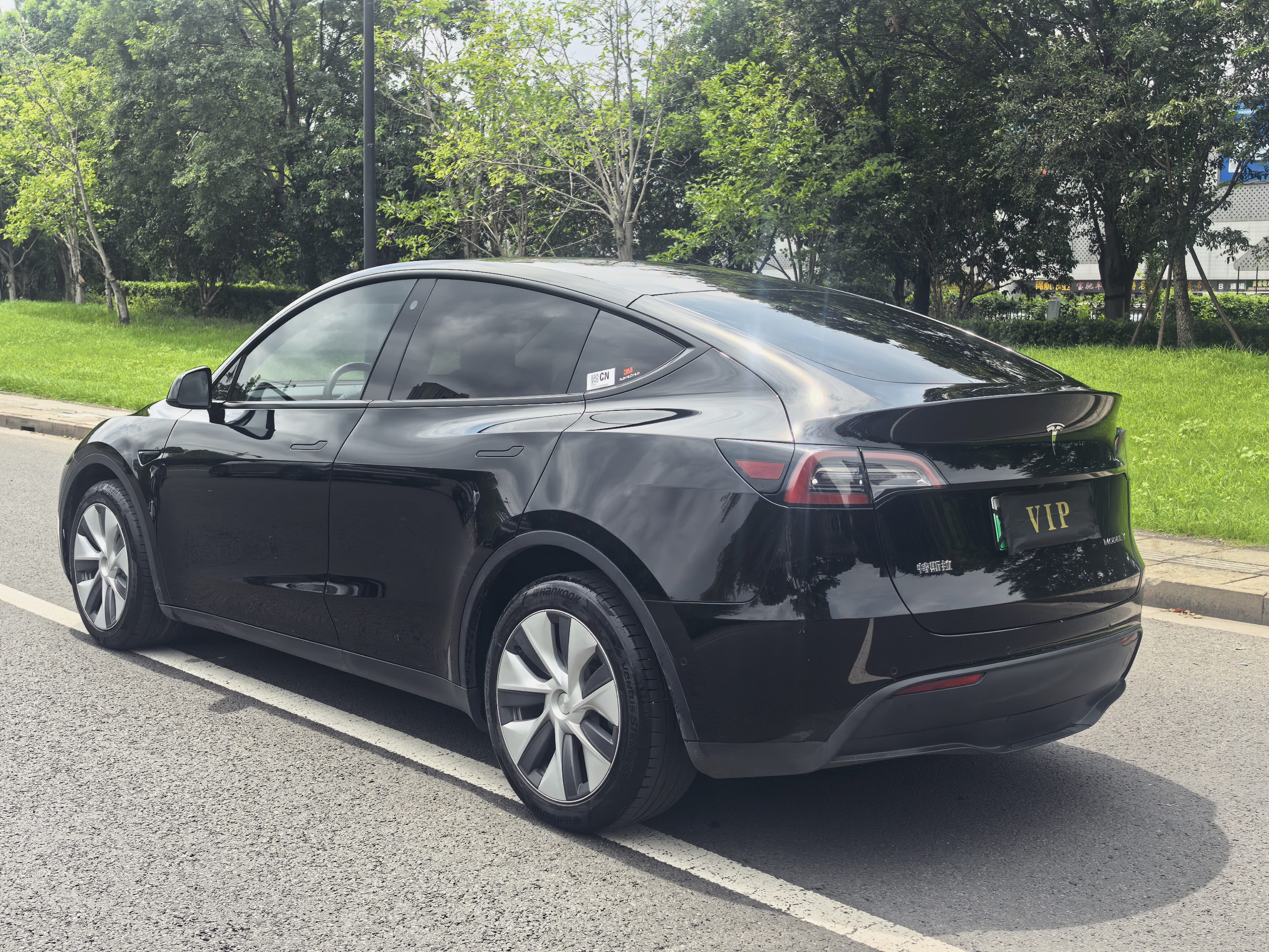 Tesla Model Y 2022 #9 Tesla Model Y 2022 car image #9