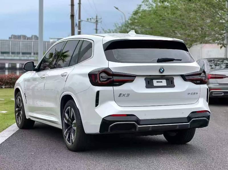 BMW iX3 2023 #7 BMW iX3 2023 car image #7
