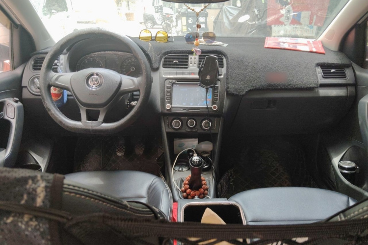 Volkswagen Polo 2016 car image #7