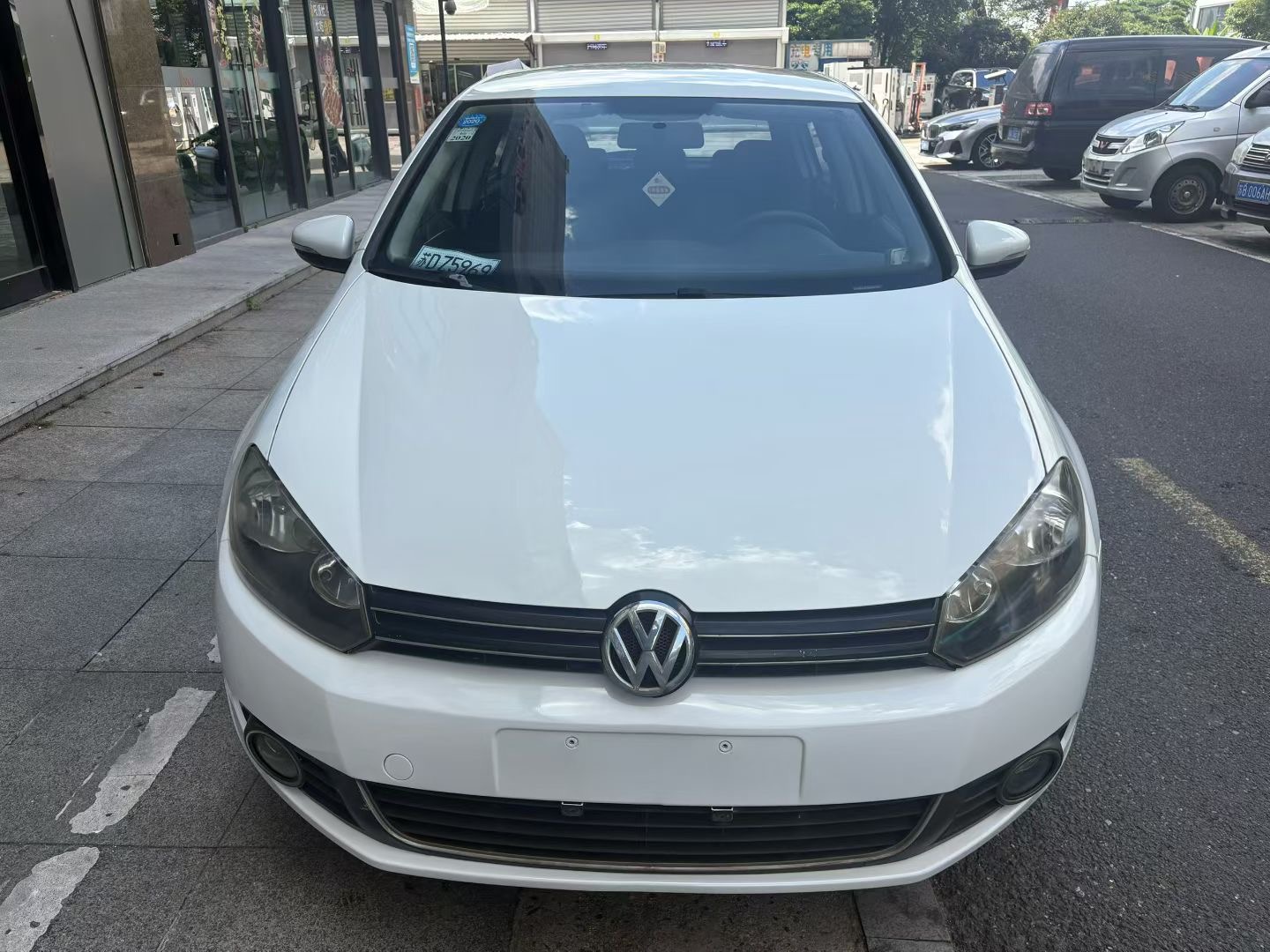 Volkswagen Golf 2013 car image #2