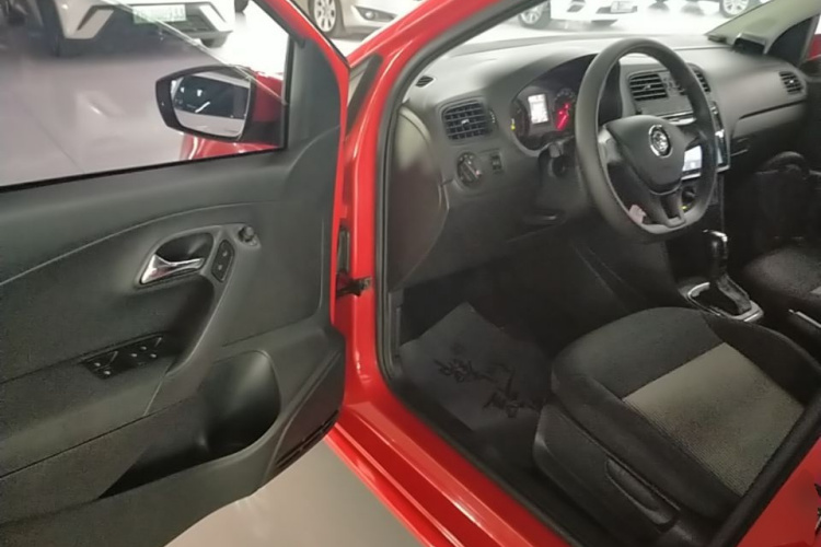 Volkswagen Polo 2019 #16 Volkswagen Polo 2019 car image #16