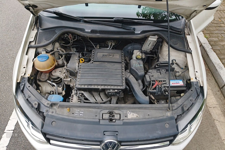 Volkswagen Polo 2016 #22 Volkswagen Polo 2016 car image #22